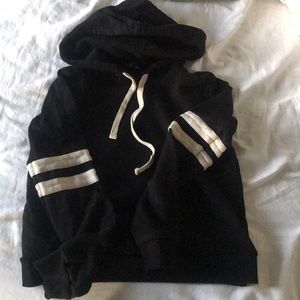 cropped hoodie